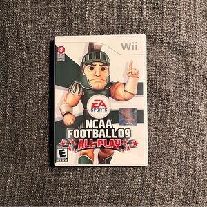 NCAA‎ Football 09 All-Play Nintendo Wii Game Complete